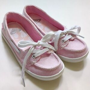 Roxy girls Pink and White stripes slip on Shoes size 1 new without tags